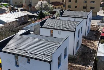 Casă cu 5 camere cu Teren 327 Mp în Central - 4