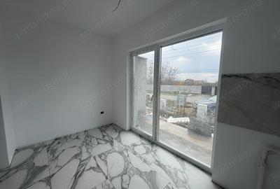 Casă cu Teren 325 Mp în Ianova - 1