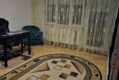 Vand apartament 4 camere, zona centrala - 1