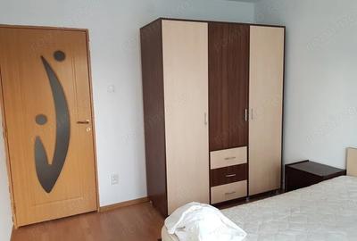 Apartament cu 3 camere decomandat în Complex Studențesc - 2