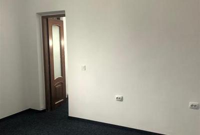 Spațiu comercial, de 20 mp, în Central - 16