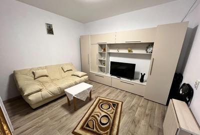 INCHIRIEZ ap.2 camere decomandat la casa,renovat, zona P ta Cluj - 1