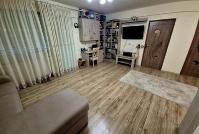 Apartament cu 3 camere decomandat în Florești - 2