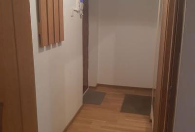 Apartament cu 2 camere semidecomandat în Brâncoveanu