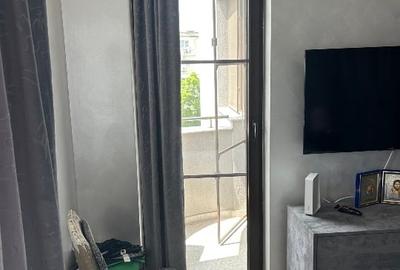 Apartament cu 3 camere decomandat, mobilat în 9 Mai - 6