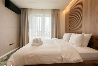 Apartament cu 3 camere decomandat, mobilat în Tractorul