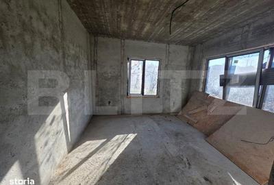 Casă cu 9 camere cu Teren 500 Mp în Tineretului - 17