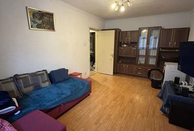 Apartament cu 3 camere decomandat în Iancului - 2