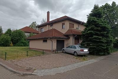 Casă cu 5 camere cu Teren 1060 Mp în Nord - 3