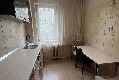 Apartament cu 2 camere semidecomandat în Calea București - 4