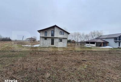 Casă cu 3 camere cu Teren 400 Mp în Răzvad - 8