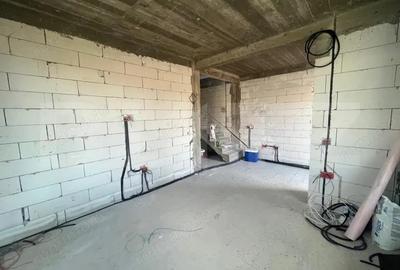 Casă cu 3 camere cu Teren 202 Mp în Central - 11