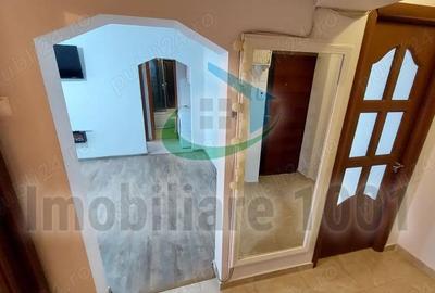 Apartament cu 3 camere semidecomandat în Central - 2