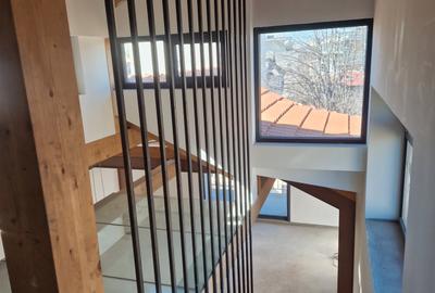 Penthouse cu 5 camere decomandat în Aviatorilor - 13