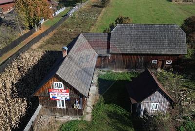 Casa de vanzare in Horodnic de Jos cu teren de 3900mp - 2