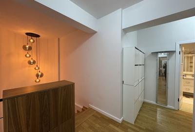 Apartament duplex modern, spatios cu vedere care piscina si parc - 14