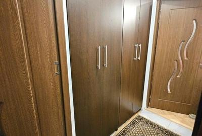Metrou Parc Str. Crinului 55mp Et.5 Mobilat Utilat Clasic Bloc Reabilitat - 9