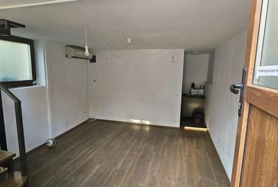 Spațiu comercial, de 44 mp, în Muncii - 10