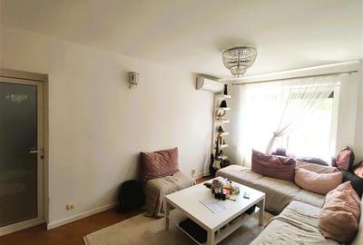 Apartament cu 4 camere decomandat în Triaj