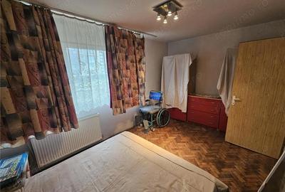 Apartament cu 2 camere semidecomandat în Micro I - 19