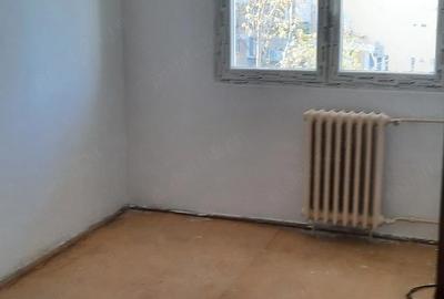 Apartament cu 3 camere decomandat în Drumul Taberei - 6