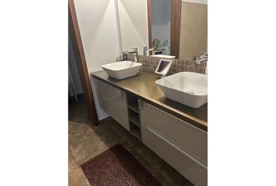 Casă individuală cu 6 camere cu Canalizare în Baicului - 9