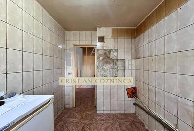 Apartament cu 3 camere decomandat în Vest - 2