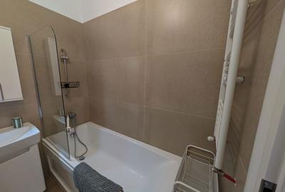 Apartament cu 2 camere decomandat, mobilat în Central