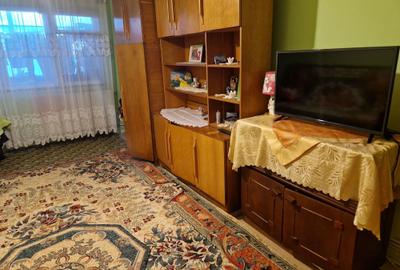 Apartament cu 3 camere decomandat în Central - 1