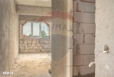 Spațiu comercial, de 2,070 mp, în Clinceni