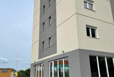 Spatiu Comercial / Birouri | Finisat | Loc de parcare inclus | Str. Marginii - 14