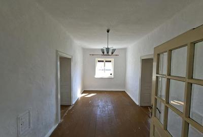 Casă cu Teren 1681 Mp în Birda - 10