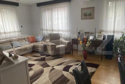 Casă cu 7 camere cu Teren 900 Mp în Central - 16