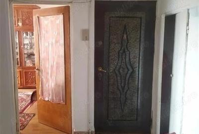 Vinzare 3 camere metrou Cringasi - 2