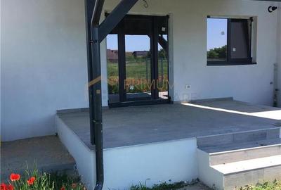 Triplex toate utilitatile - finalizat - zona buna Triplex toate utilitatile - finalizat - zona buna - 9