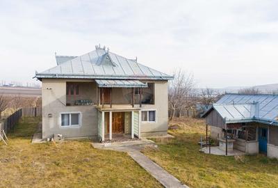 Casa / Vila cu 6 camere de vanzare - 3