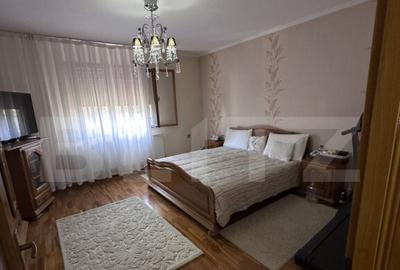 Casa spa?ioasa, 11 camere, 600 mp, teren 1450 mp, zona Li - 10