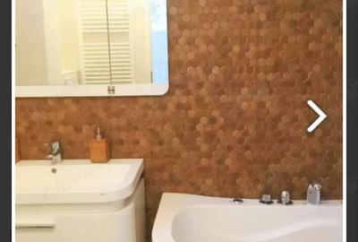 Apartament cu 3 camere decomandat în Aviației