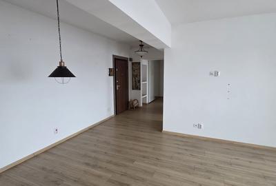 Apartament cu 2 camere decomandat în Bucureștii Noi