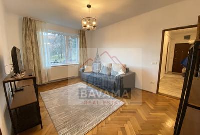 Apartament cu 2 camere semidecomandat, mobilat în Central