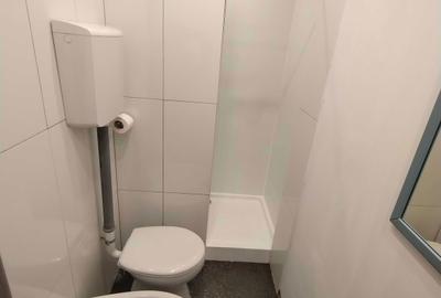 Apartament cu 2 camere nedecomandat în Central