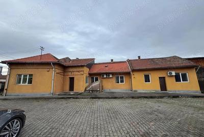 Casă cu 5 camere în Central - 19