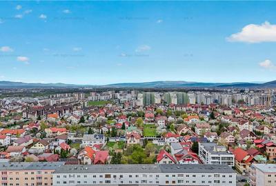 Apartament cu 3 camere decomandat în Tractorul - 17