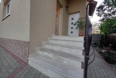 Casă individuală cu 5 camere cu Canalizare în Cetate - 3