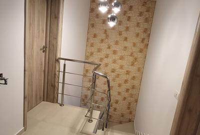Casa 4 camere la cheie - 12