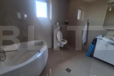 Casă cu 3 camere cu Teren 950 Mp în Central - 11