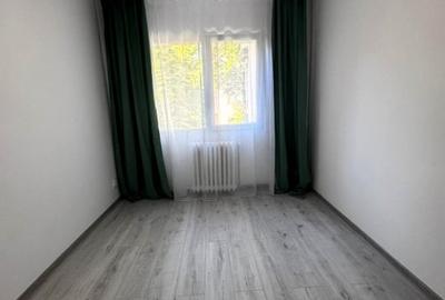Apartament cu 3 camere decomandat în Tătărași - 12