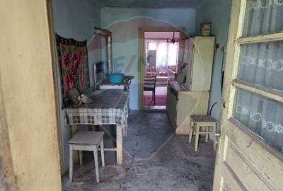 Comision 0! Casa din inima Subcarpatilor -- comuna Cislau, teren 5000mp - 30