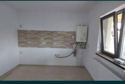 Casă cu 3 camere cu Teren 300 Mp în Clinceni