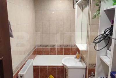 Apartament cu 3 camere semidecomandat în Micro 9 - 2